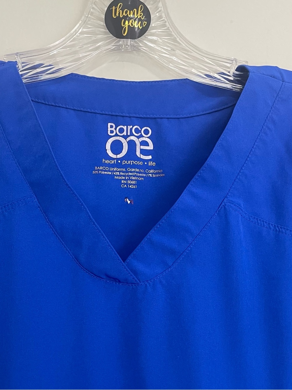 Barco Uniforms V-Neck Scrub Top - Royal Blue Size Medium ~ Medical Staff - Picture 2 of 10